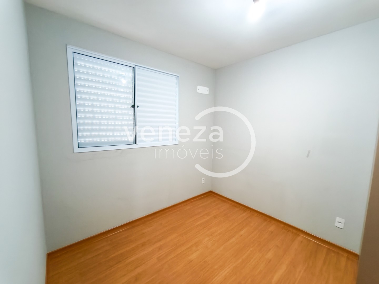 Apartamento para locação no bairro Acquaville de Londrina - Foto 6