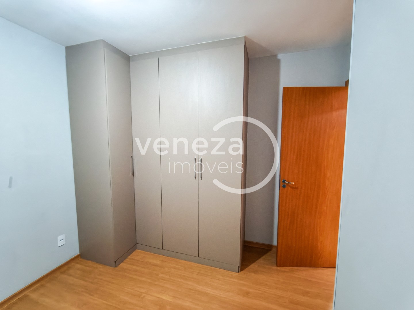 Apartamento para locação no bairro Acquaville de Londrina - Foto 4