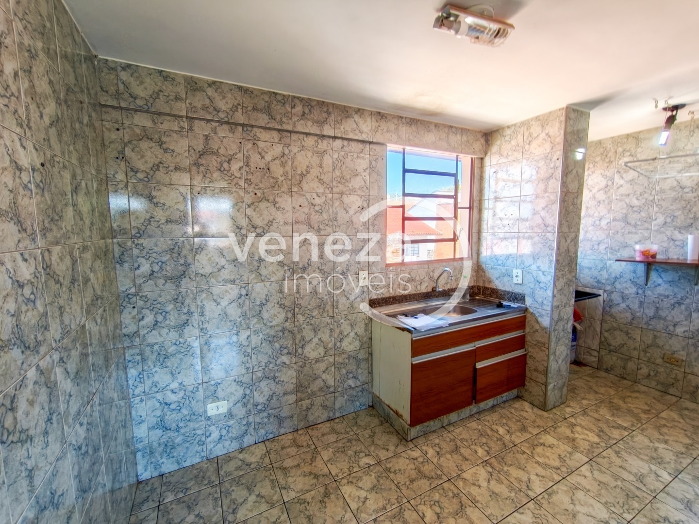 Apartamento para locação no bairro Imagawa de Londrina - Foto 7