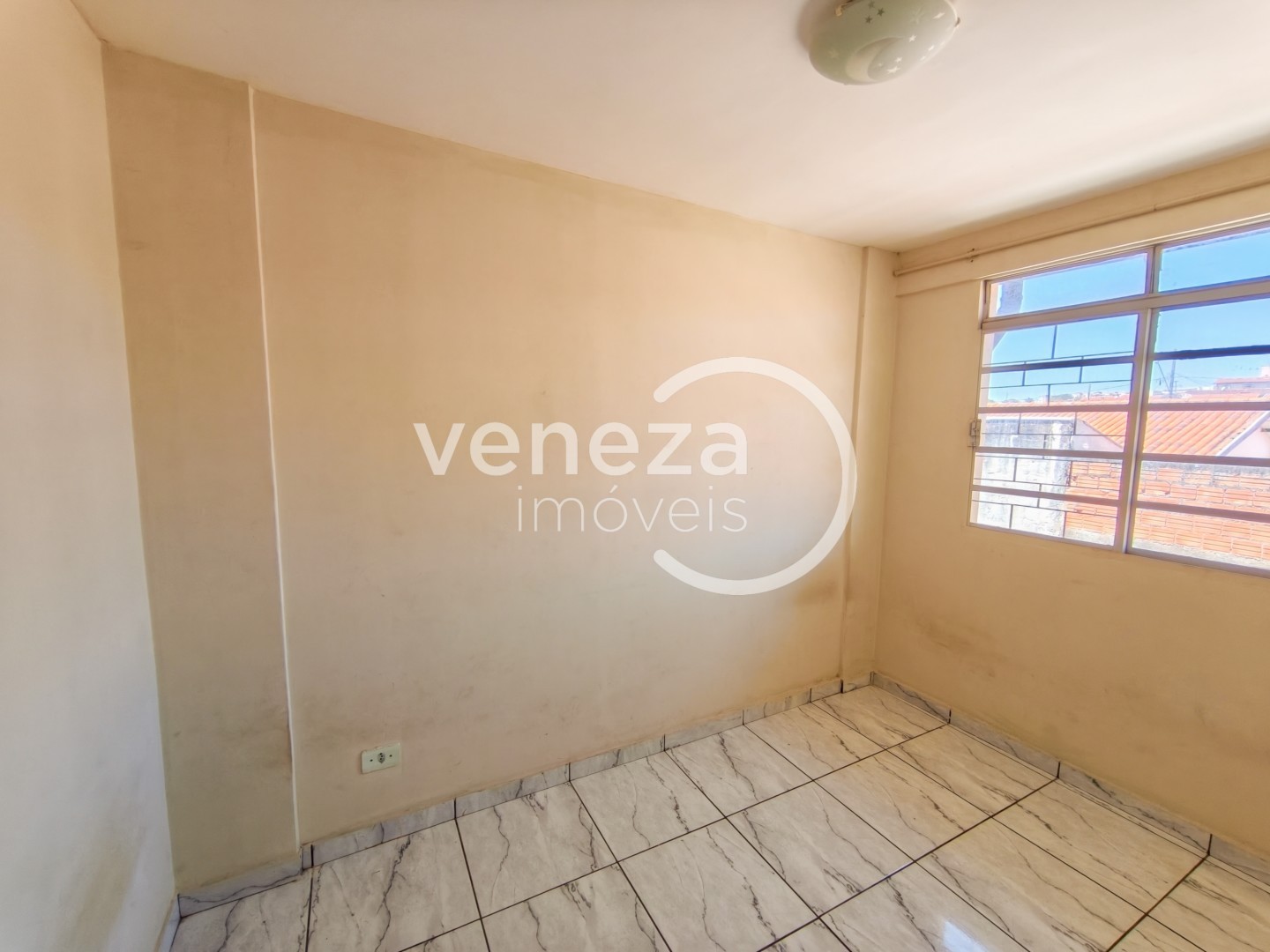 Apartamento para locacao no Imagawa em Londrina com 65m² por R$ 750