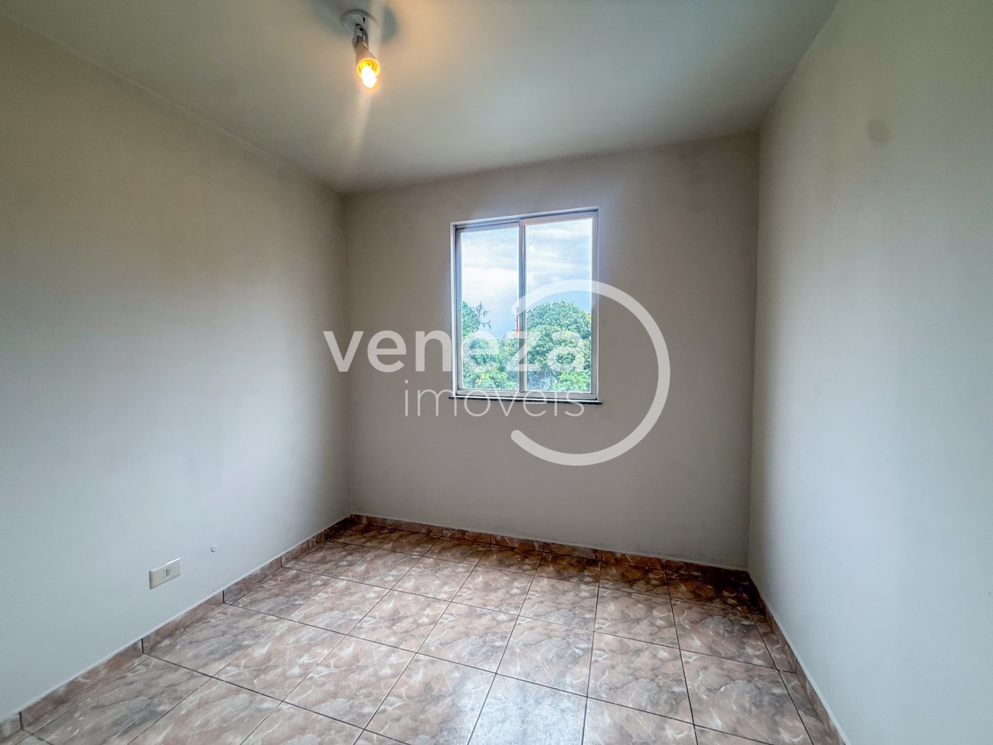 Apartamento para locação no bairro Jamaica de Londrina - Foto 4