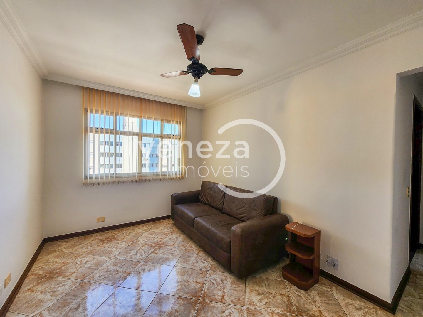 Apartamento para locacao no Vila Larsen 1 em Londrina com 55m² por R$ 1.750
