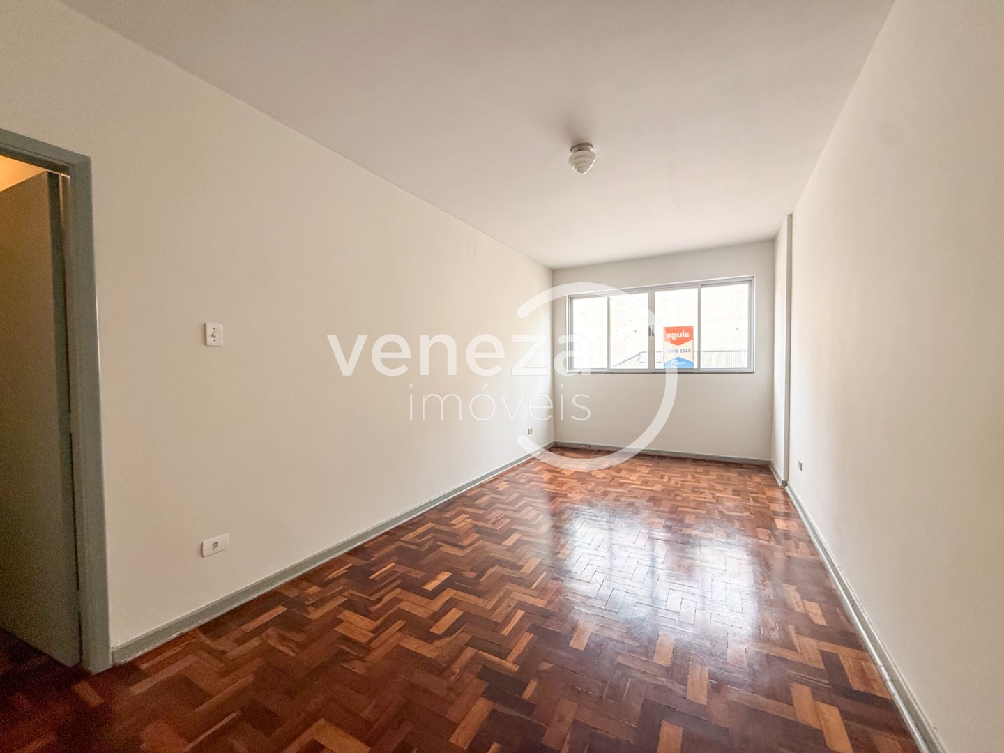 Apartamento para locacao no Centro em Londrina com 105m² por R$ 1.300  - Foto 2