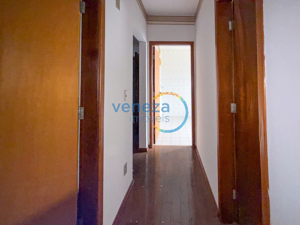 Apartamento para locação no bairro Centro de Londrina com 65m<sup>2</sup> útil, 2 quartos, 1 vaga de garagem