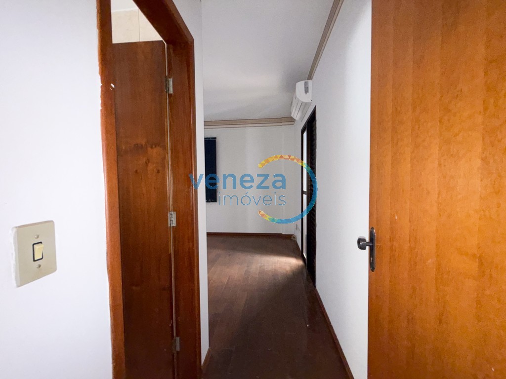 Apartamento para locação no bairro Centro de Londrina com 65m<sup>2</sup> útil, 2 quartos, 1 vaga de garagem