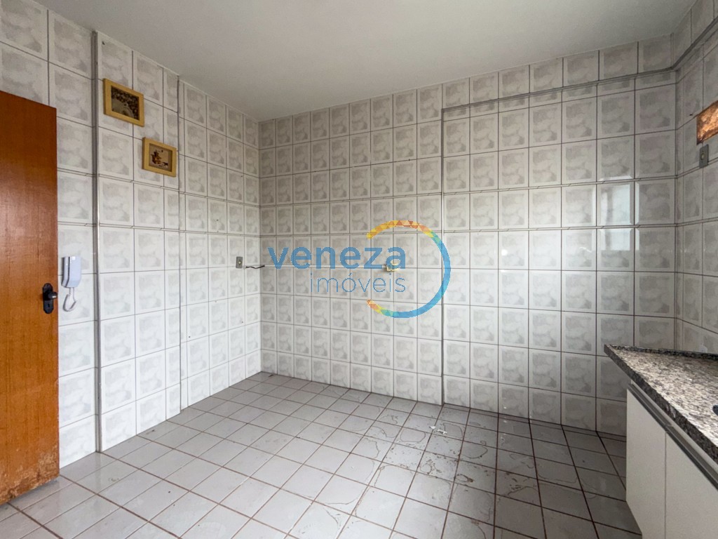 Apartamento para locação no bairro Centro de Londrina com 65m<sup>2</sup> útil, 2 quartos, 1 vaga de garagem