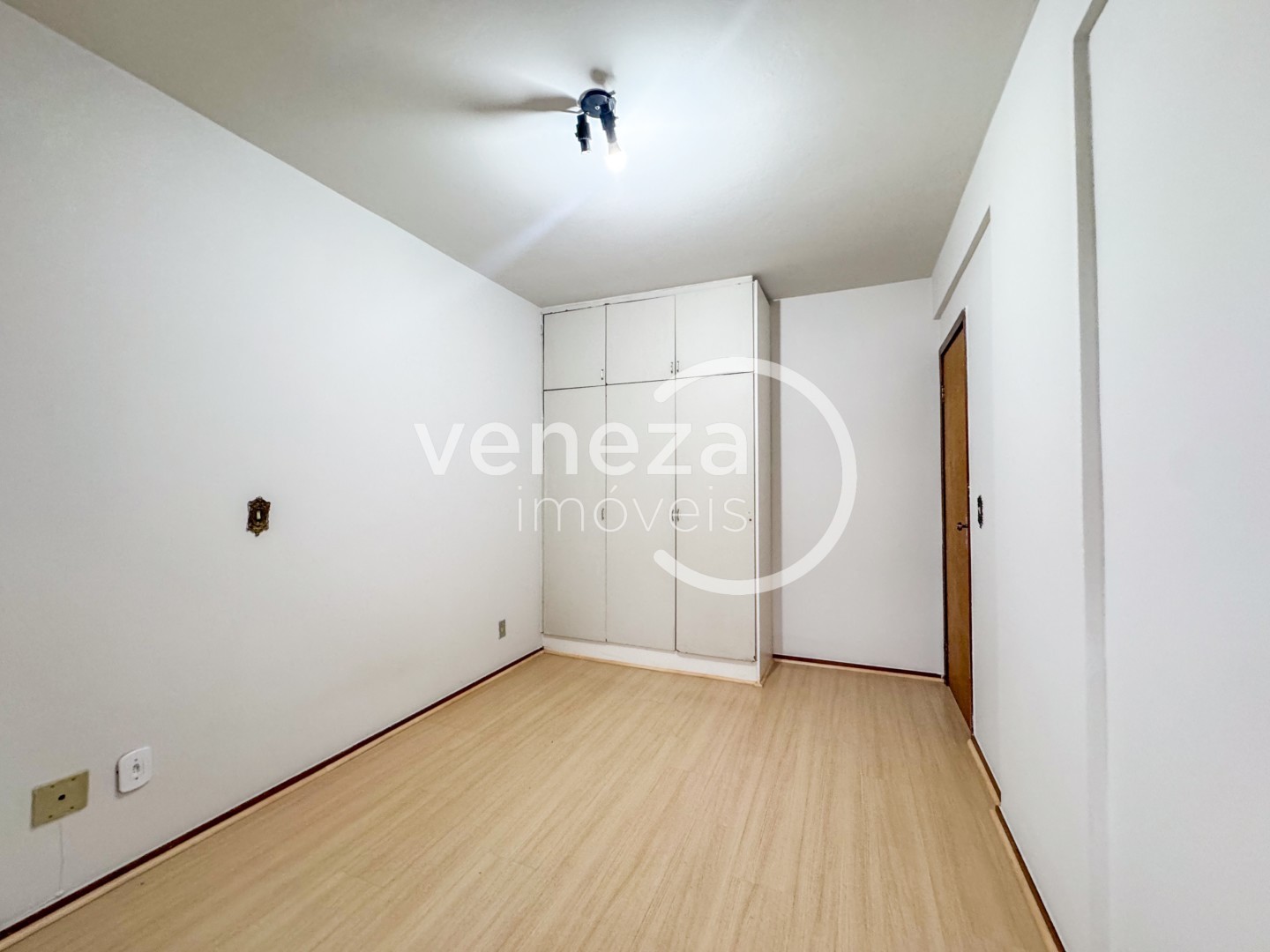 Apartamento para alugar em Centro, Londrina — Portal Chave Fácil
