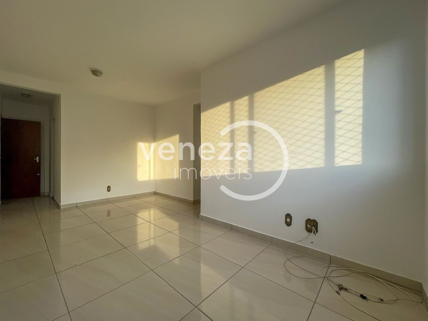 Apartamento para locacao no Centro em Londrina com 110m² por R$ 1.600  - Foto 3