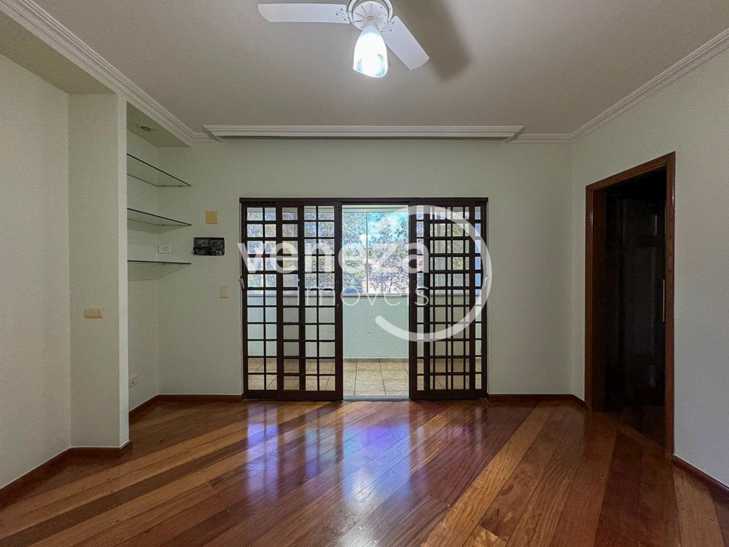 Casa Comercial para locação no bairro Portal de Versalhes de Londrina - Foto 9