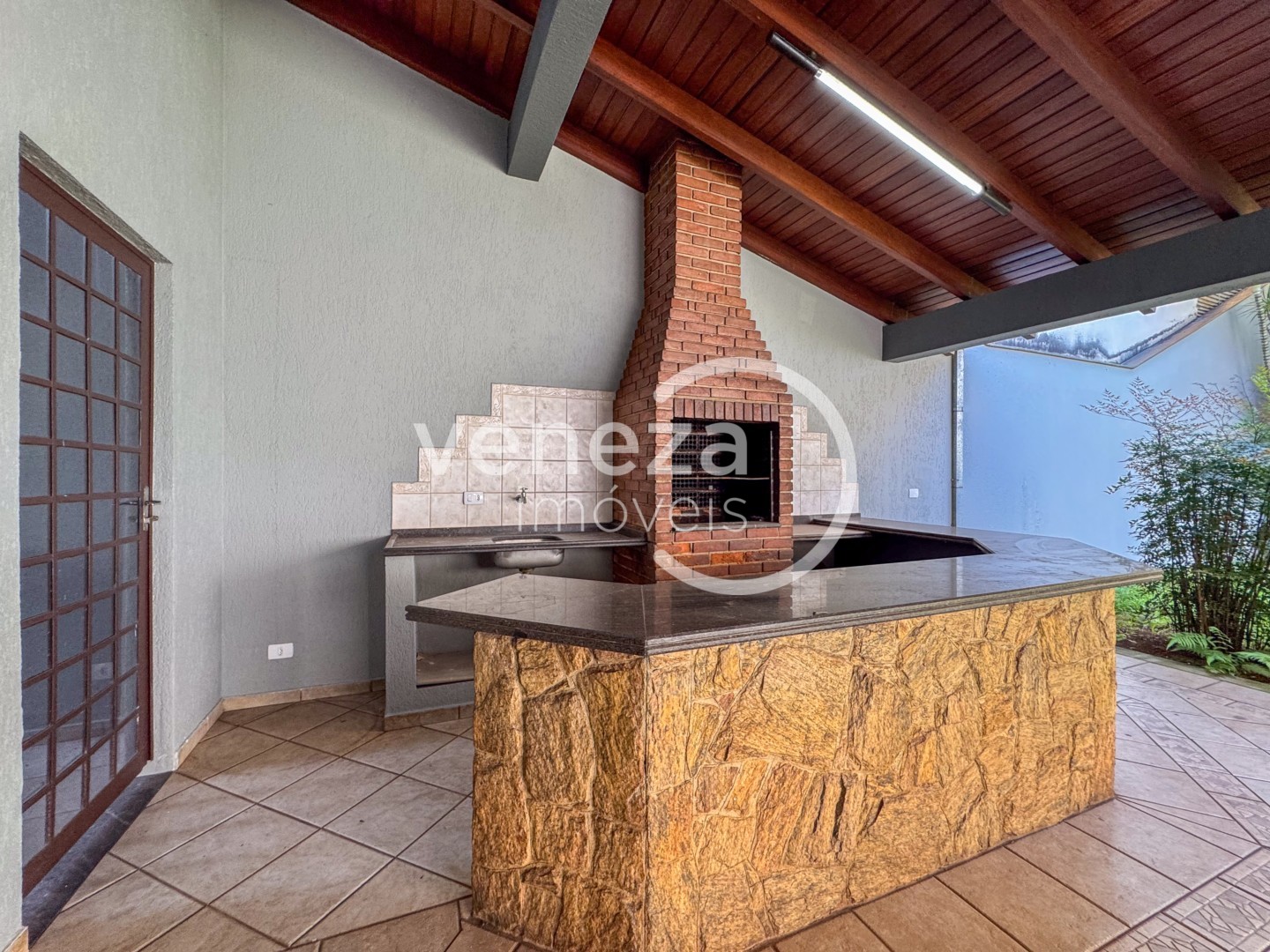Casa Comercial para locação no bairro Portal de Versalhes de Londrina - Foto 35