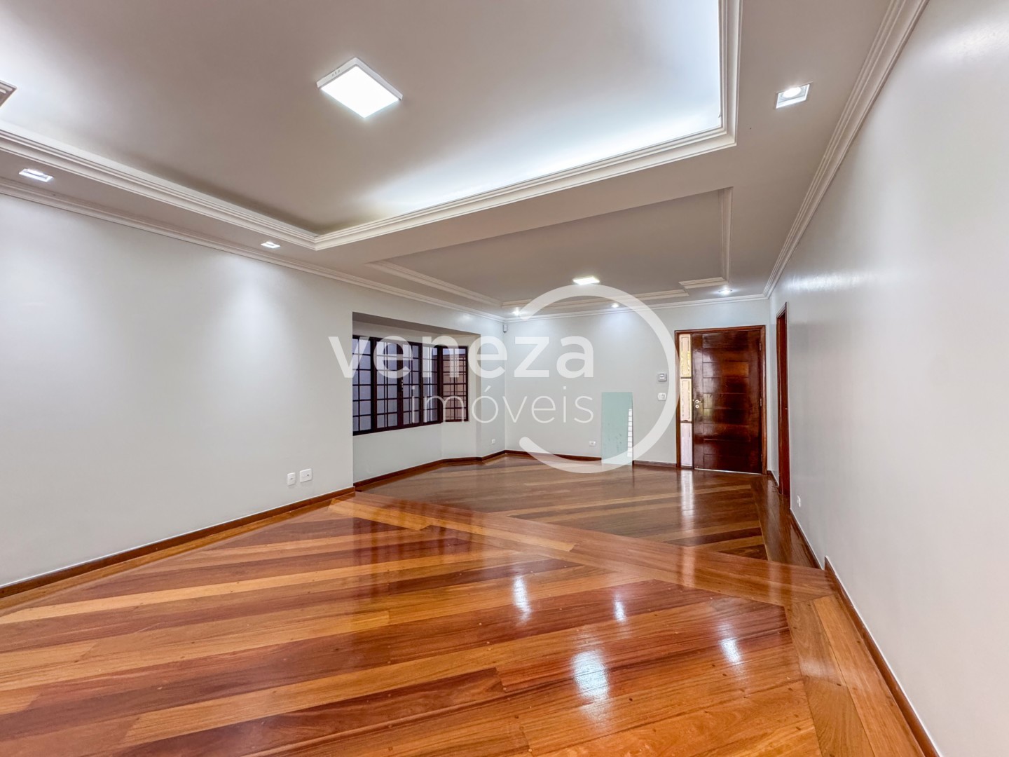 Casa Comercial para locação no bairro Portal de Versalhes de Londrina - Foto 9
