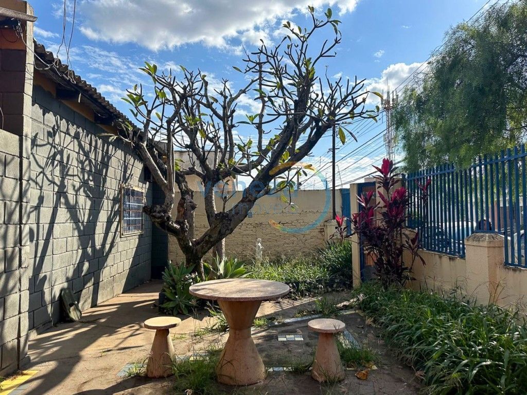 Casa Comercial para locação no bairro Vila Larsen 1 de Londrina - Foto 5