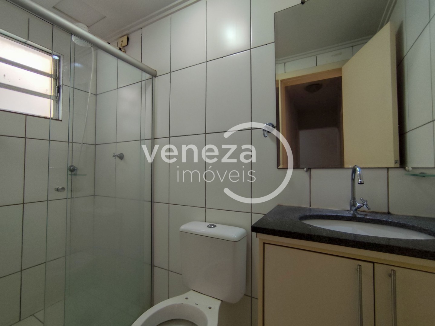 Apartamento para locação no bairro Nossa Senhora de Lourdes de Londrina - Foto 6