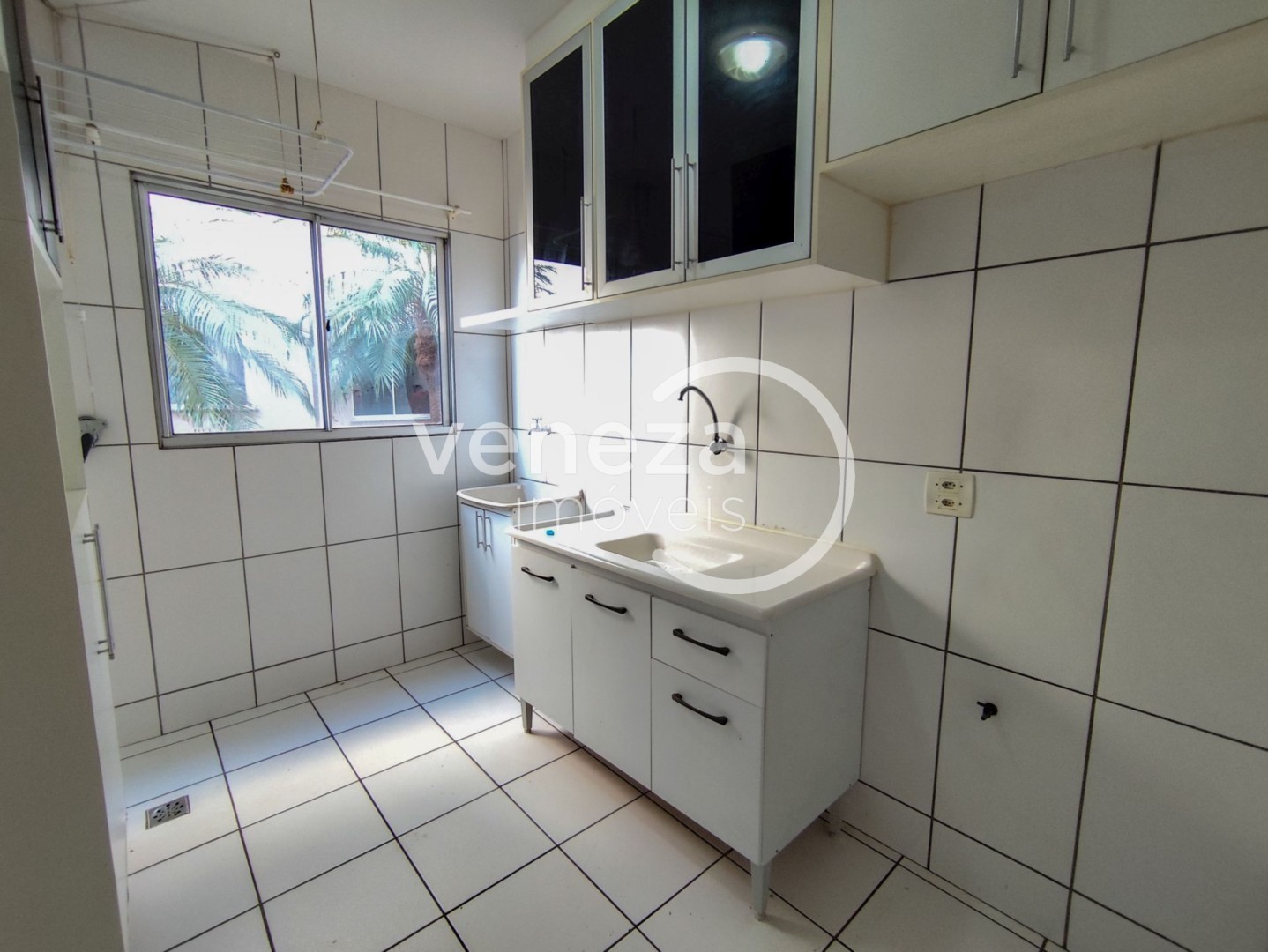 Apartamento para locação no bairro Nossa Senhora de Lourdes de Londrina - Foto 7