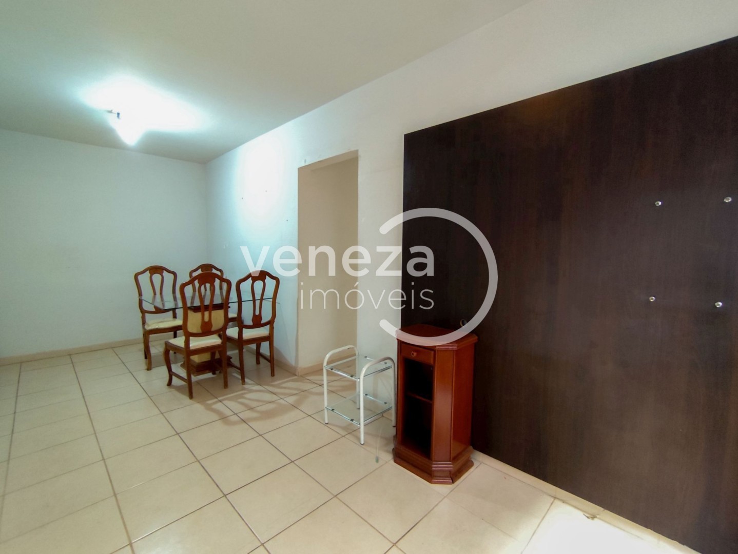 Apartamento para locacao no Nossa Senhora de Lourdes em Londrina com 64,93m² por R$ 1.100 - Foto 2