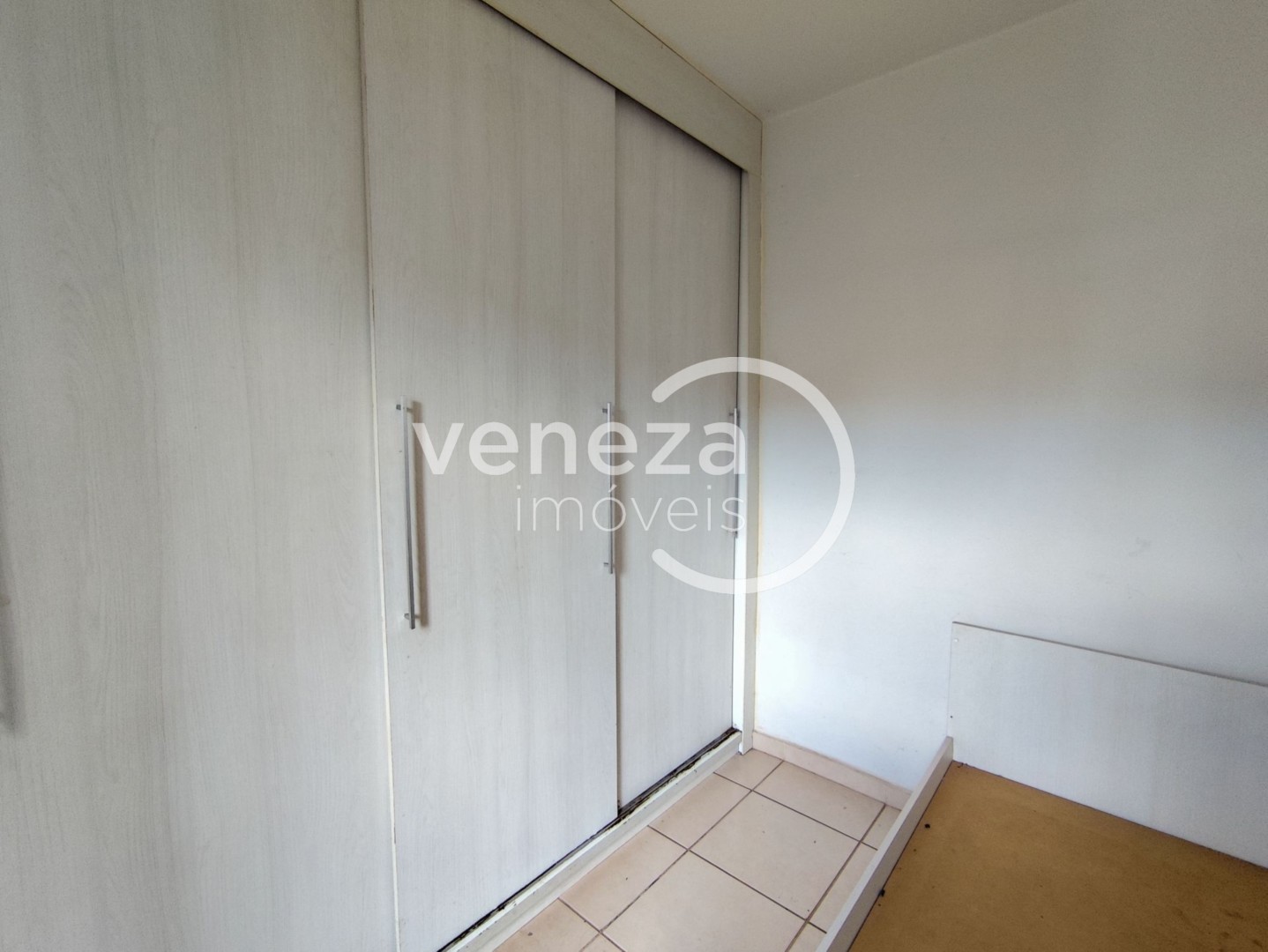 Apartamento para locação no bairro Nossa Senhora de Lourdes de Londrina - Foto 5