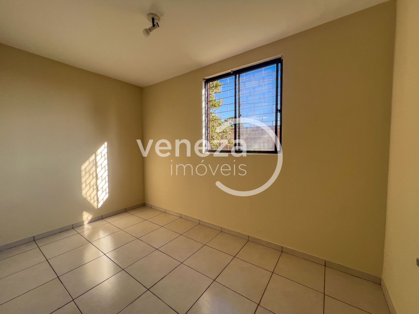 Apartamento para locacao no Gleba Palhano em Londrina com 60m² por R$ 1.200 - Foto 3