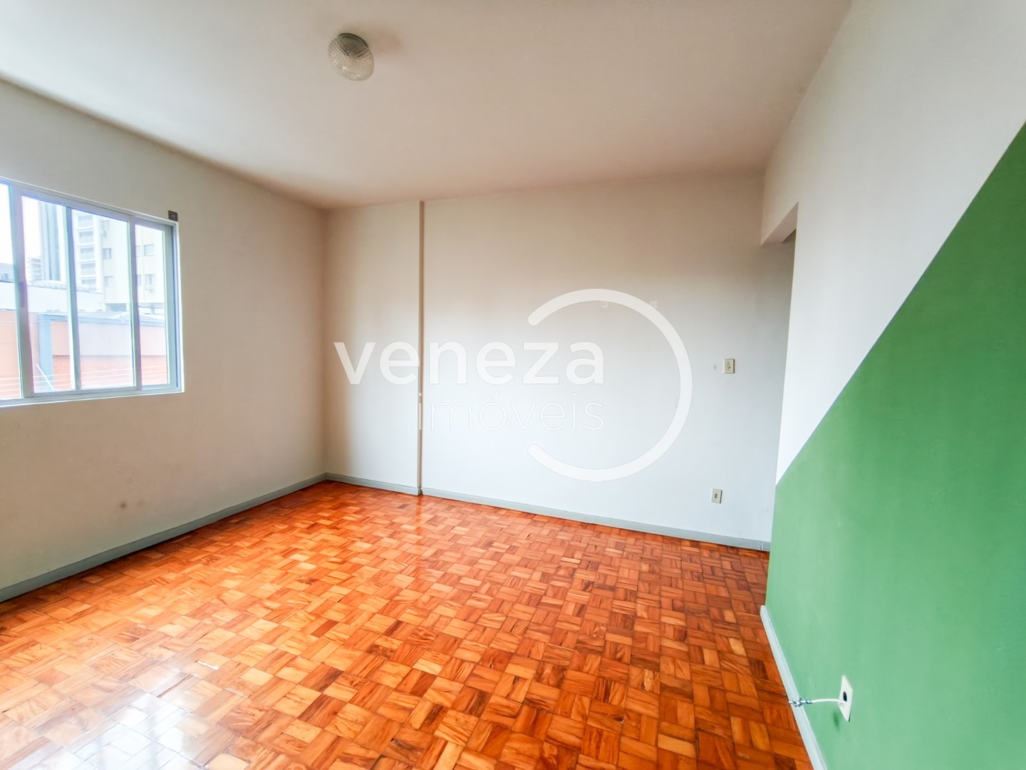 Apartamento para locacao no Centro em Londrina com 93m² por R$ 1.450  - Foto 3