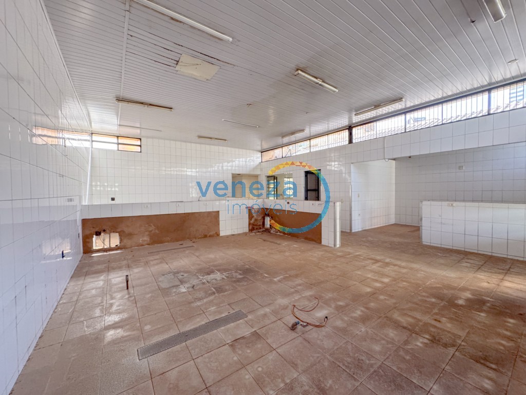 Salão-loja para locação no bairro Centro de Londrina - Foto 24