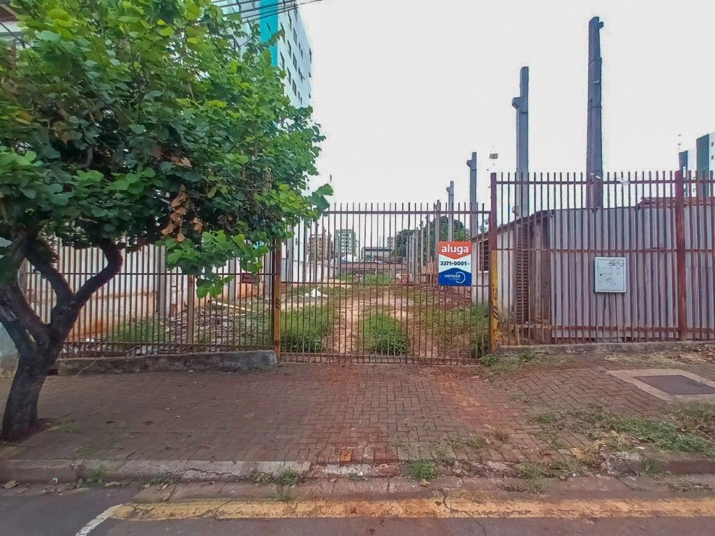 Terreno para locacao no Centro em Londrina com 650m² por R$ 2.300,00 - Foto 2