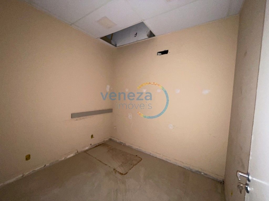 Salão-loja para locação no bairro Centro de Londrina - Foto 14