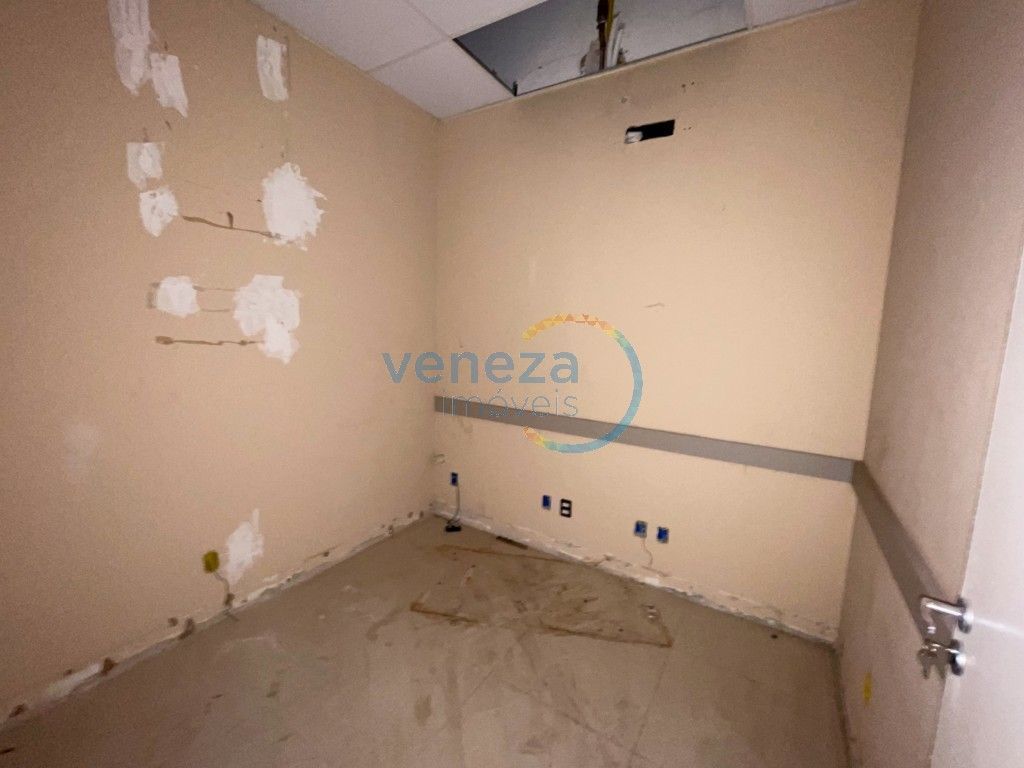 Salão-loja para locação no bairro Centro de Londrina - Foto 15