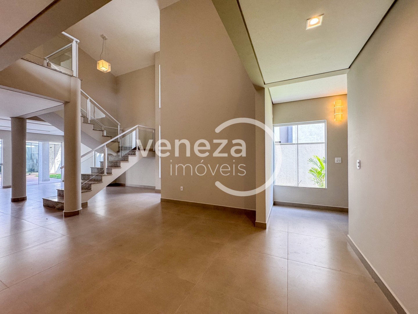 Casa Residencial para locacao no Gleba Palhano em Londrina com 400m² por R$ 14.000