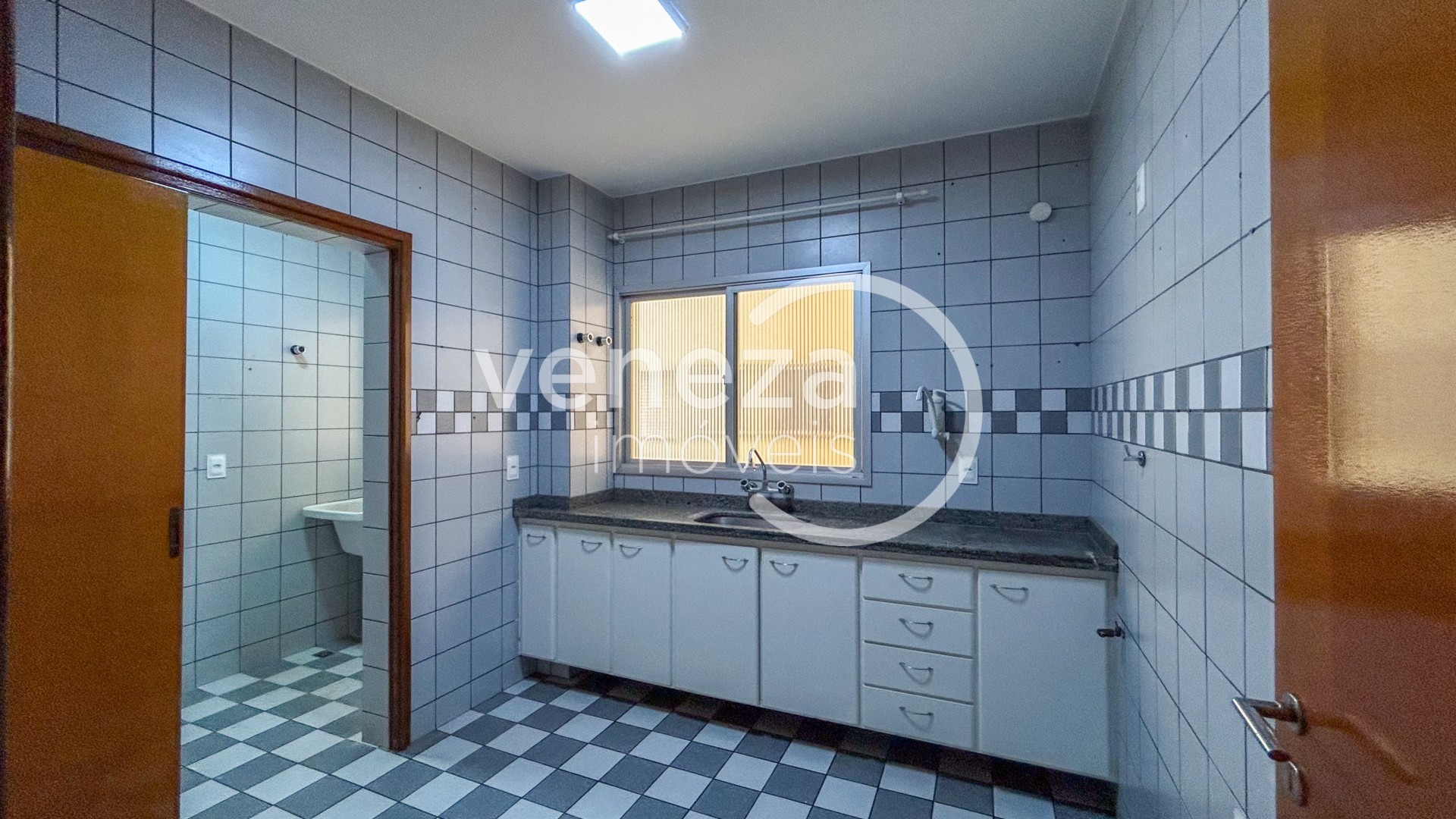 Apartamento para locação no bairro Centro de Londrina - Foto 13