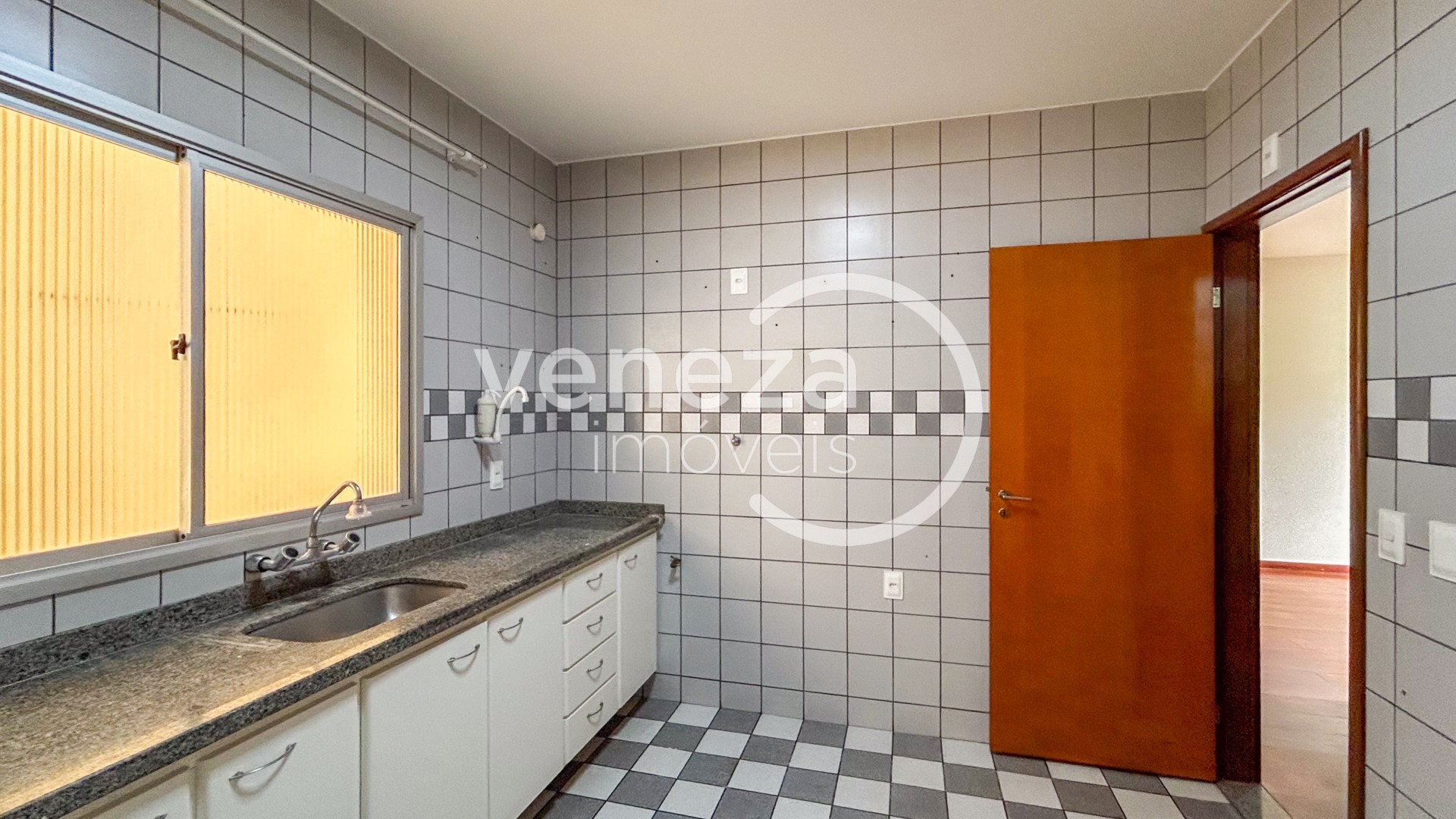 Apartamento para locação no bairro Centro de Londrina - Foto 14