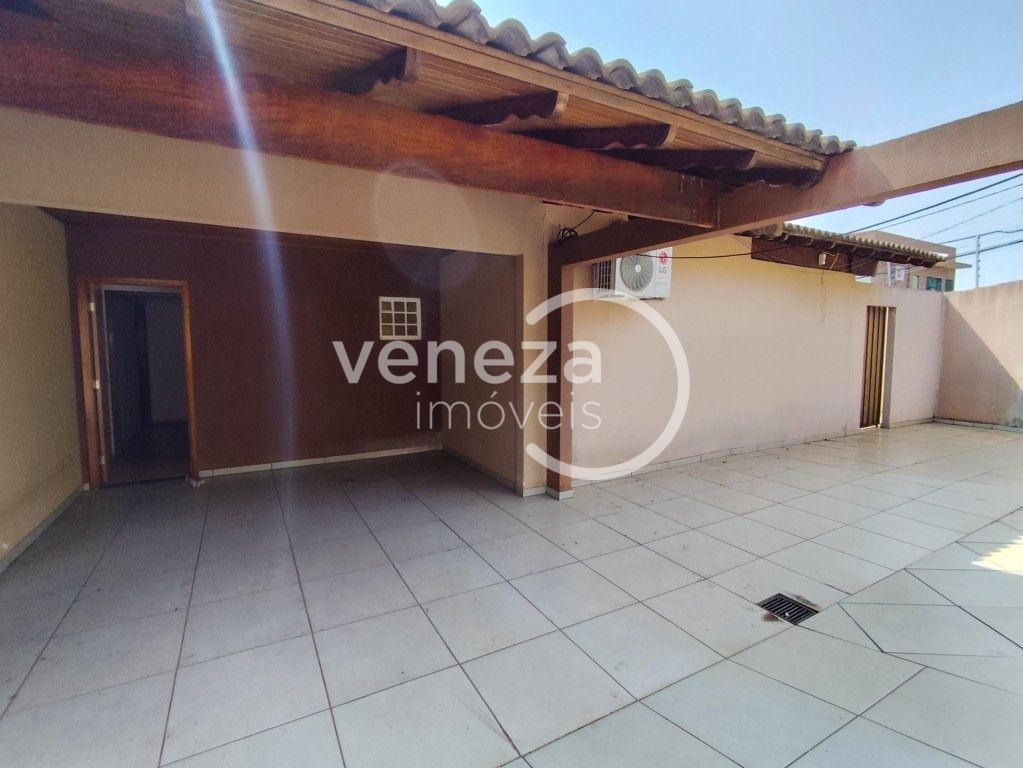 Casa Residencial para locacao no Sebastiao de Melo Cesar em Londrina com 82,2m² por R$ 3.500