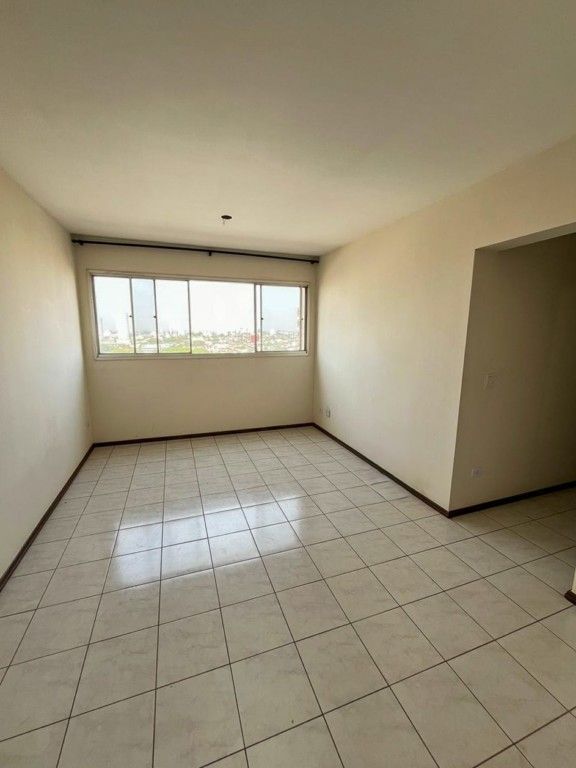 Apartamento para locacao no Centro em Londrina com 70m² por R$ 1.800  - Foto 2