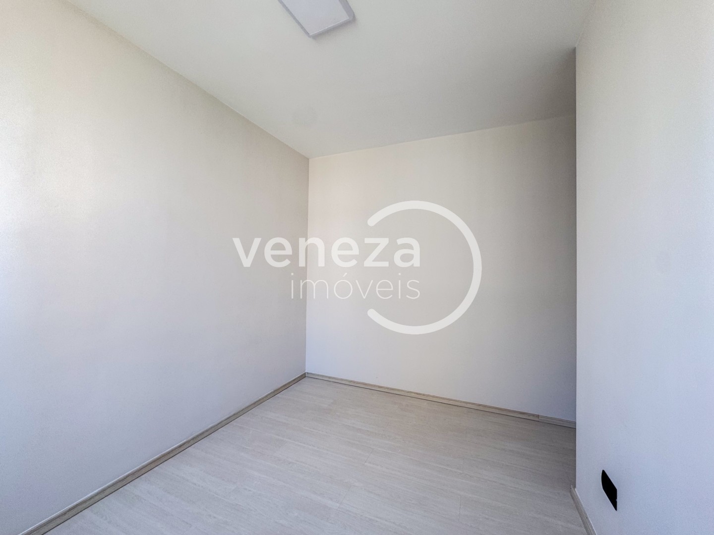 Apartamento para locação no bairro Gleba Palhano de Londrina - Foto 17