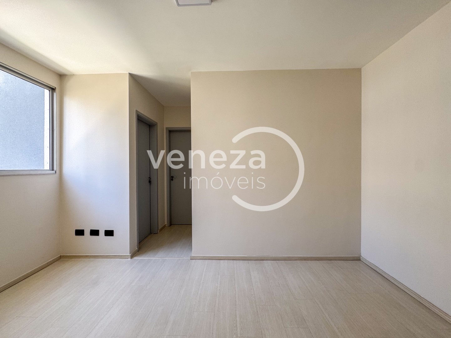Apartamento para locacao no Gleba Palhano em Londrina com 77,7m² por R$ 2.000  - Foto 3