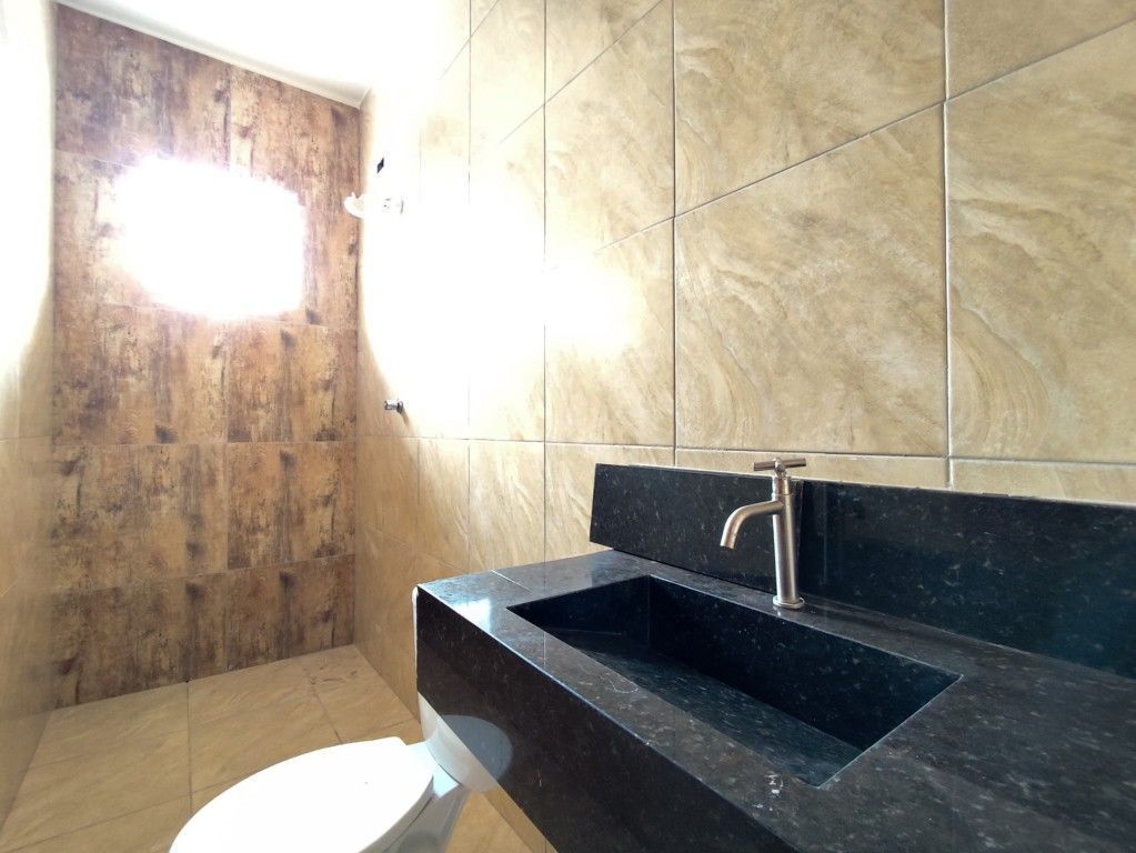 Casa Residencial para locação no bairro Industrias Leves de Londrina - Foto 8