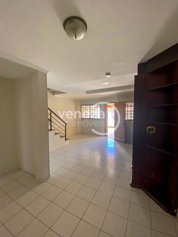 Casa Residencial para locacao no Jardim Taruma em Londrina com 150m² por R$ 2.650