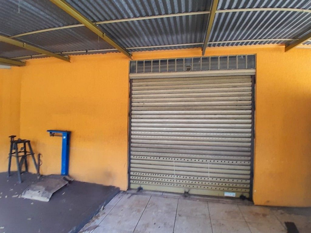 Salão-loja para locação no bairro Vila Larsen 1 de Londrina - Foto 6