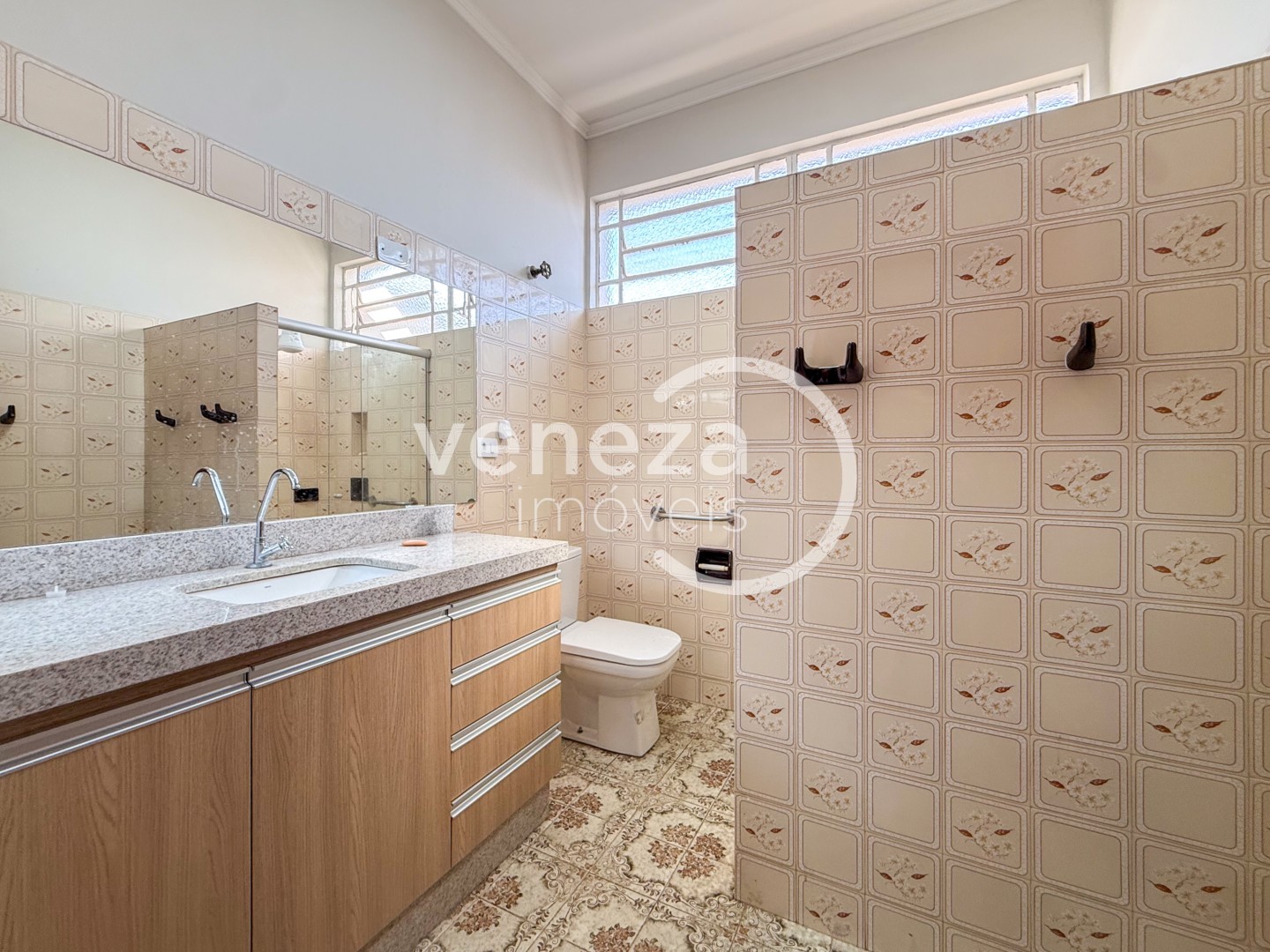Casa Comercial para locação no bairro Aurora de Londrina - Foto 11
