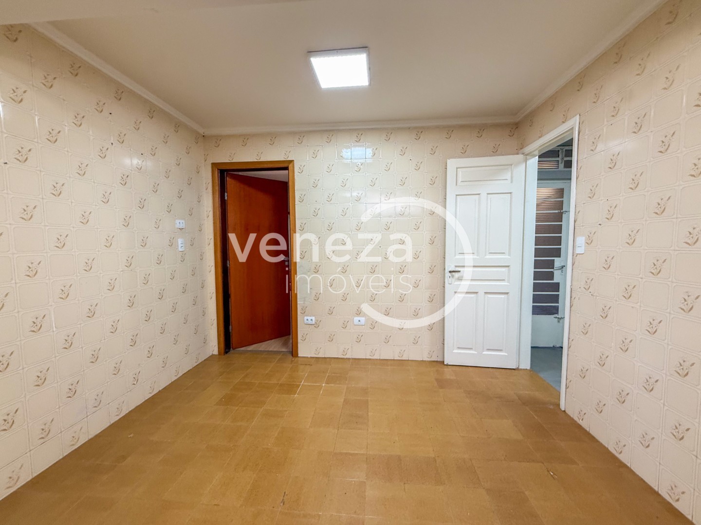 Casa Comercial para locação no bairro Aurora de Londrina - Foto 16