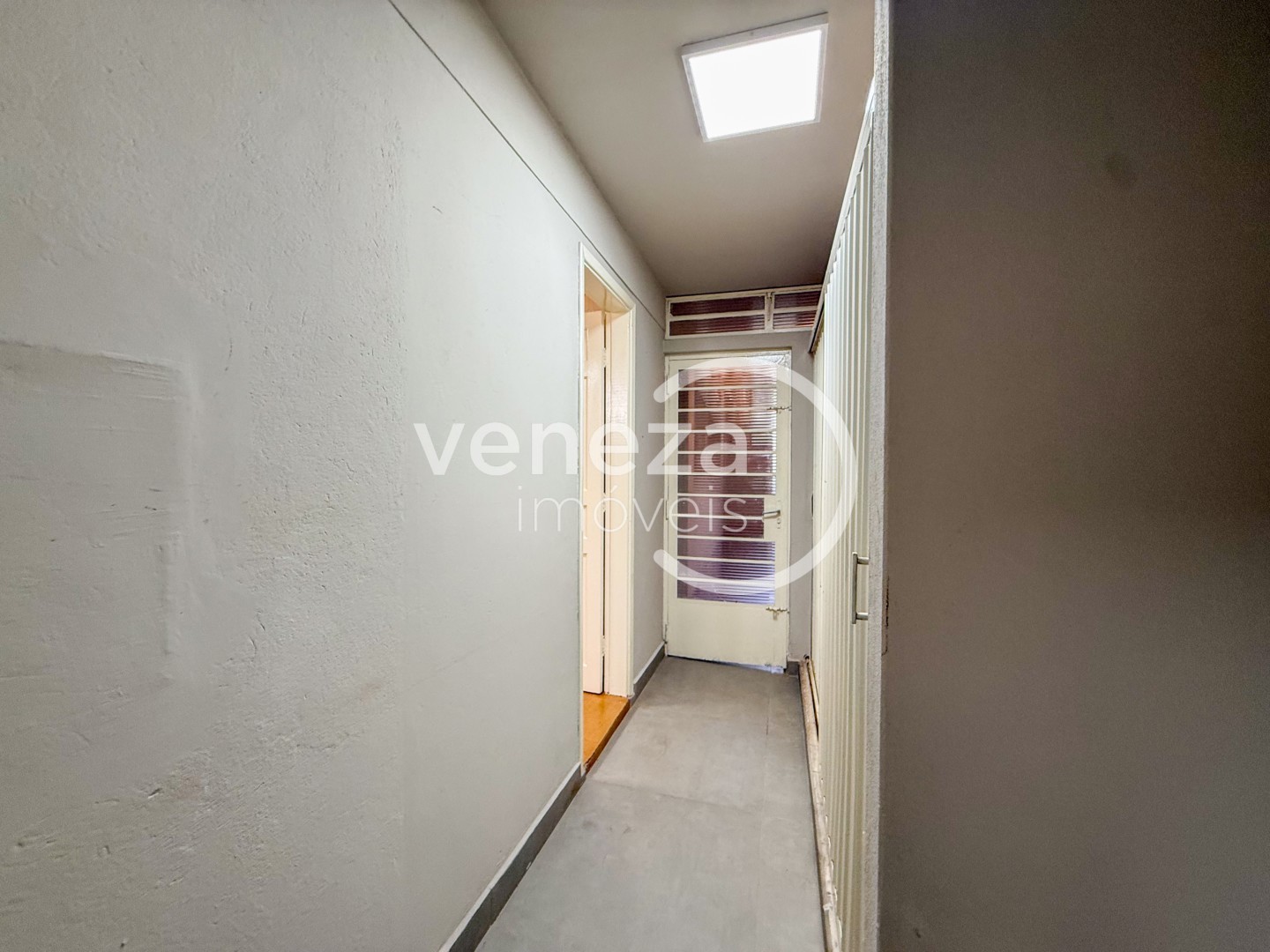 Casa Comercial para locação no bairro Aurora de Londrina - Foto 20