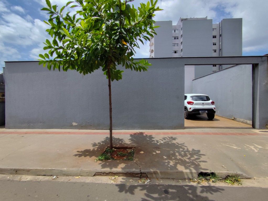 Casa Comercial para locacao no Centro em Londrina com 318m² por R$ 7.900,00  - Foto 1