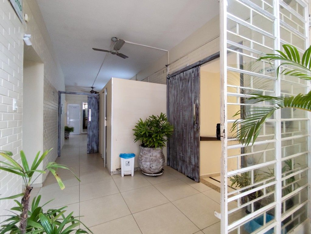 Casa Comercial para locação no bairro Centro de Londrina - Foto 8