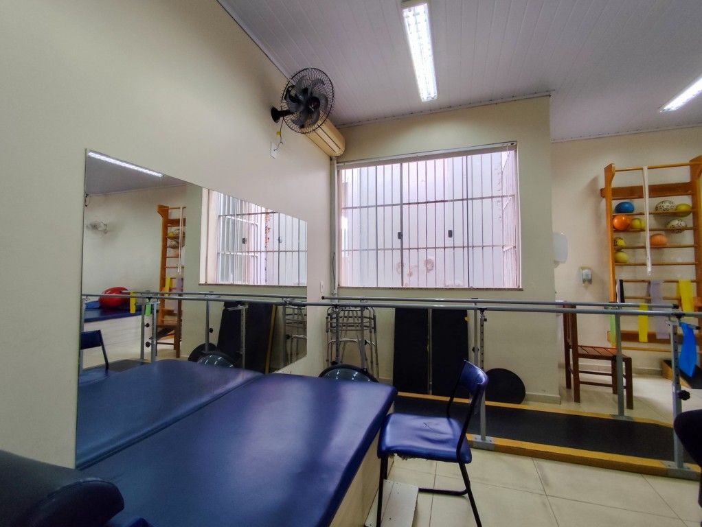 Casa Comercial para locação no bairro Centro de Londrina - Foto 20