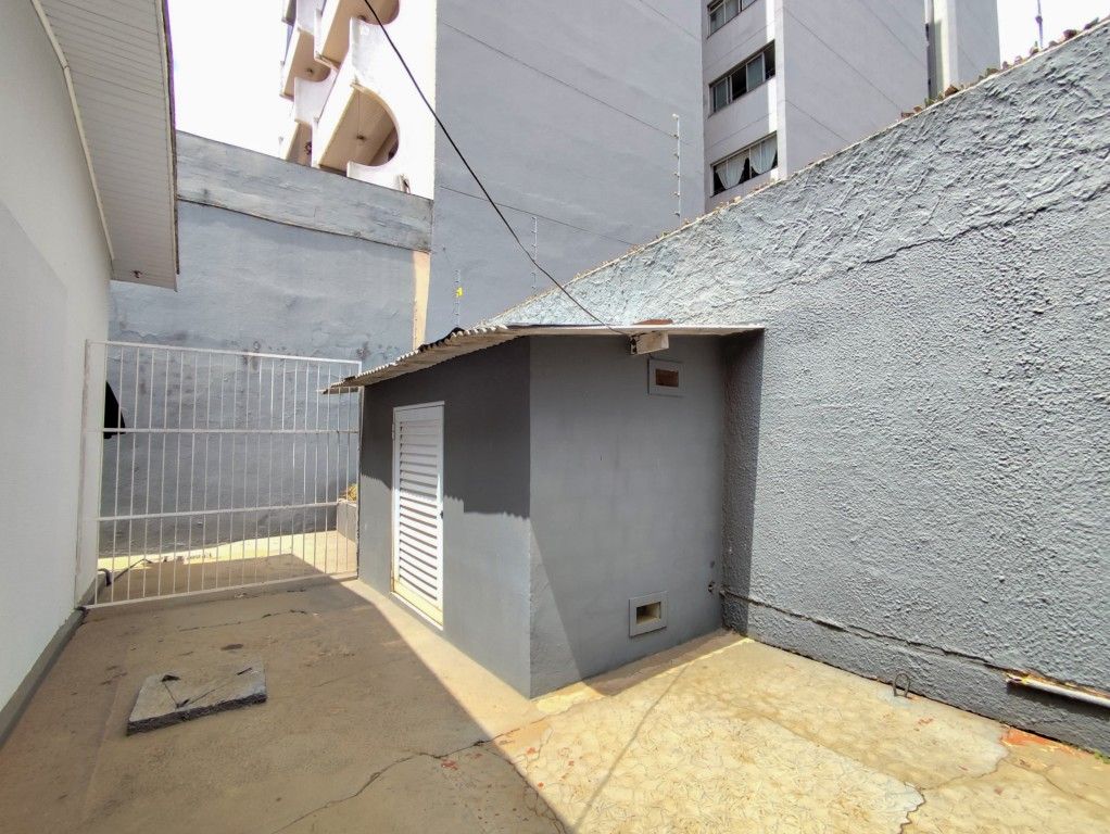 Casa Comercial para locação no bairro Centro de Londrina - Foto 33