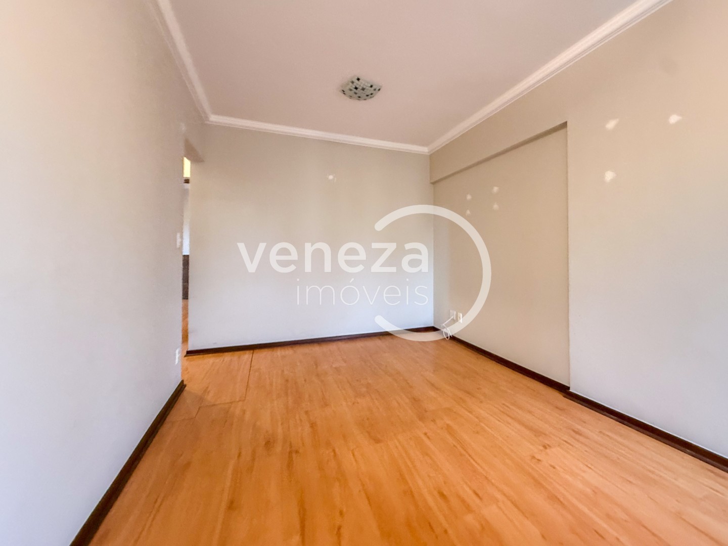 Apartamento para locação no bairro Centro de Londrina - Foto 5