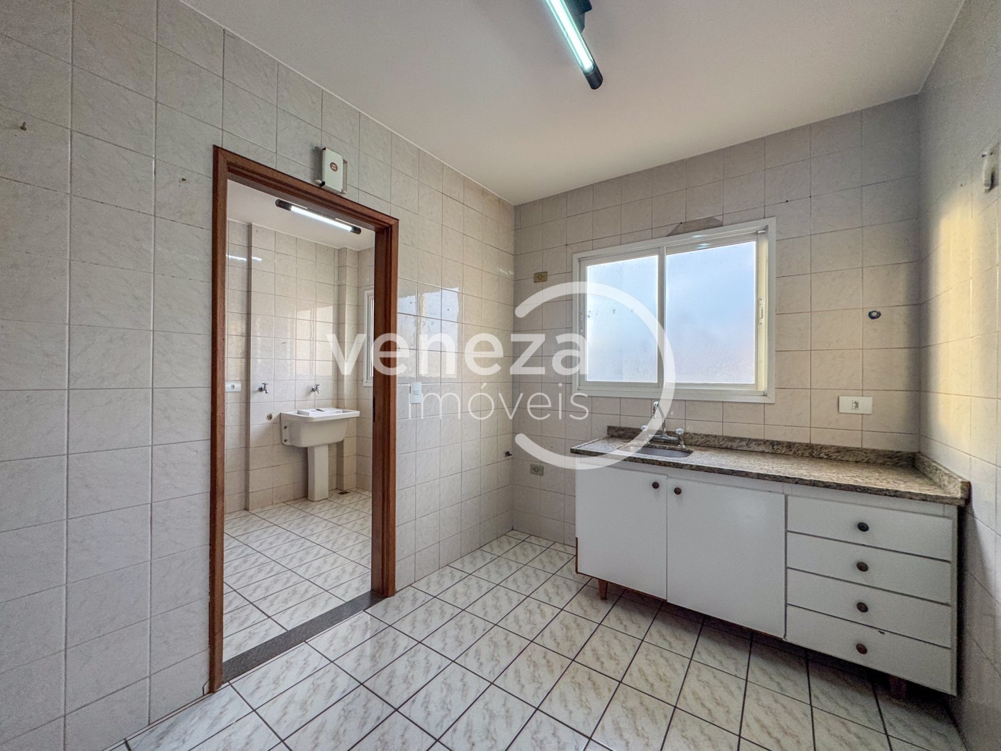 Apartamento para locação no bairro Centro de Londrina - Foto 24