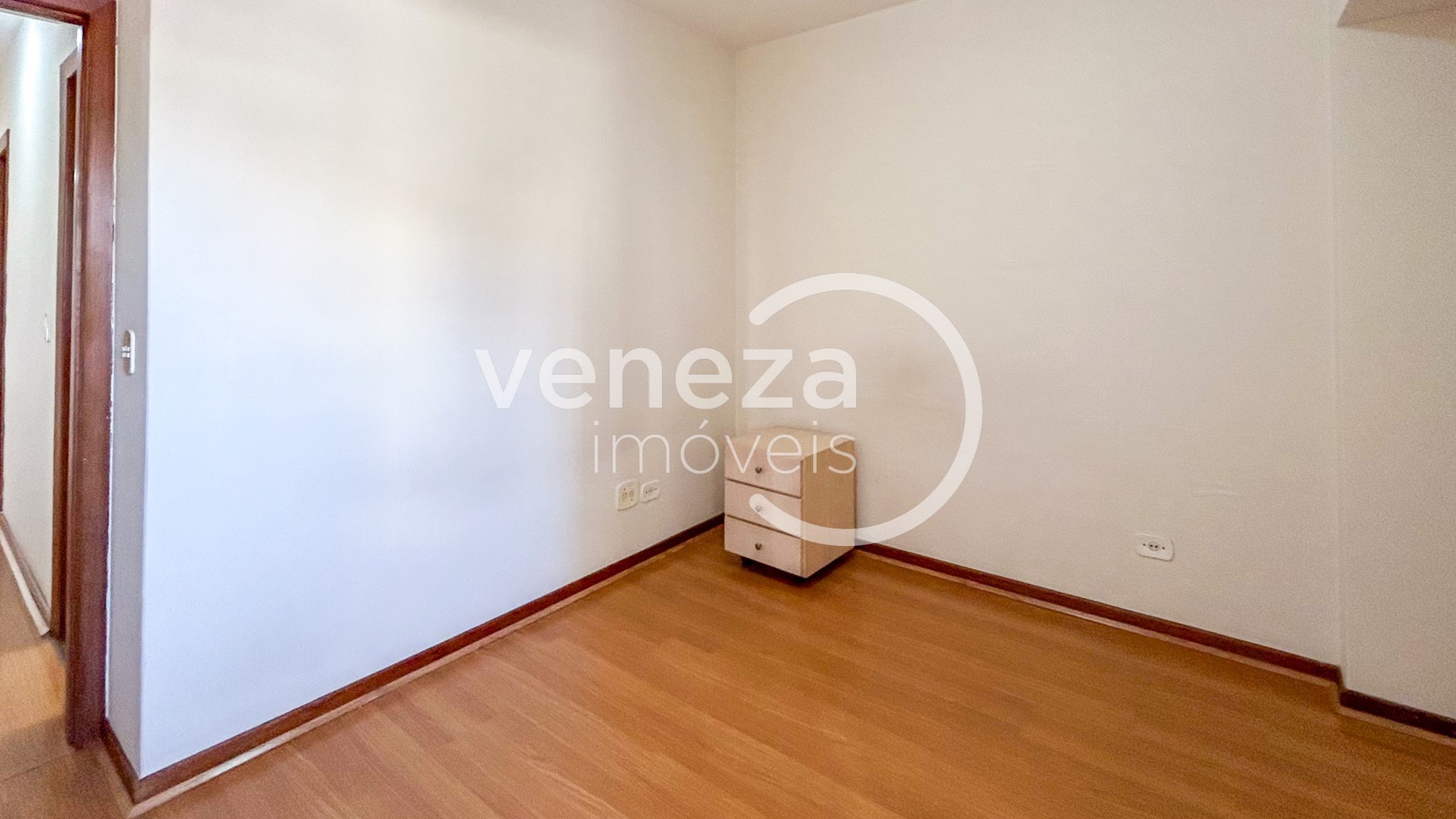 Apartamento para locação no bairro Centro de Londrina - Foto 6