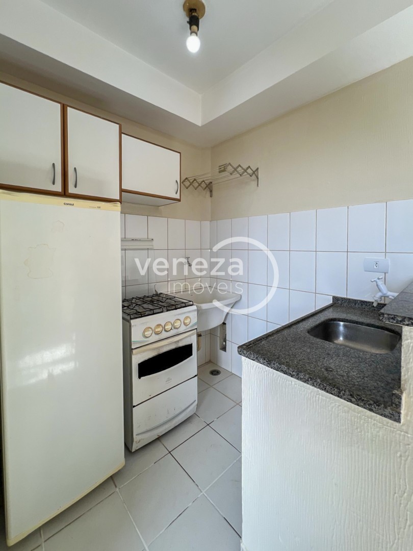 Apartamento para locacao no Parque Universitario em Londrina com 33,43m² por R$ 900