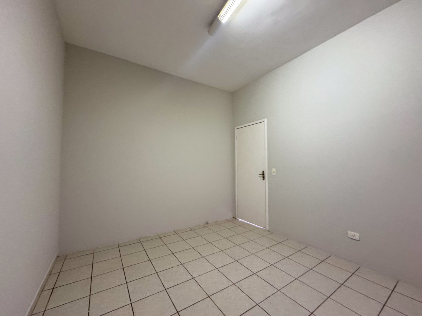 Sala/Conjunto Comercial para alugar em Centro, Londrina — Portal Chave Fácil