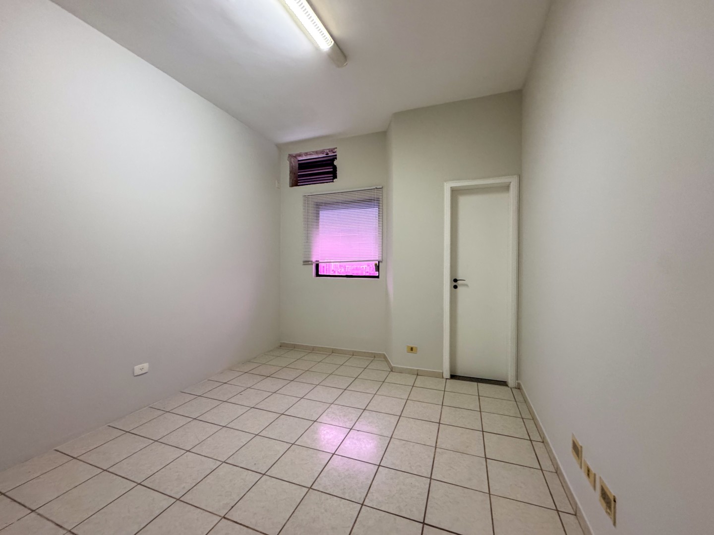 Sala/Conjunto Comercial para alugar em Centro, Londrina — Portal Chave Fácil
