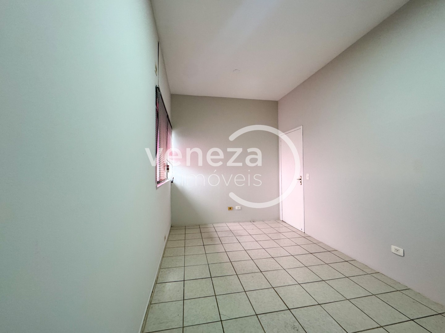 Sala para locação no bairro Centro de Londrina - Foto 9